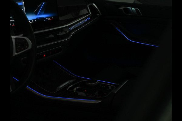 BMW X5 xDrive50e | M-Sport Pro | Panoramadak | 360 Camera | Active Cruise | Harman/Kardon | Iconic Glow | Ambiance Interieur | Stoel Ventilatie | Memory Seats | Luchtvering |
