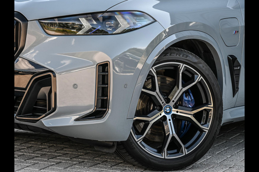 BMW X5 xDrive50e | M-Sport Pro | Panoramadak | 360 Camera | Active Cruise | Harman/Kardon | Iconic Glow | Ambiance Interieur | Stoel Ventilatie | Memory Seats | Luchtvering |