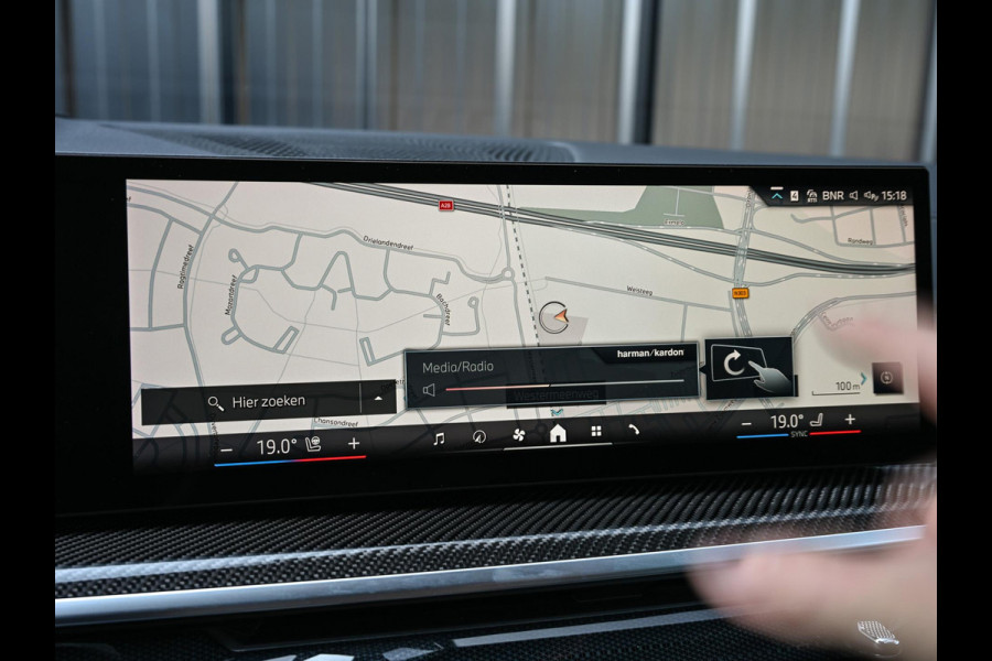 BMW X5 xDrive50e | M-Sport Pro | Panoramadak | 360 Camera | Active Cruise | Harman/Kardon | Iconic Glow | Ambiance Interieur | Stoel Ventilatie | Memory Seats | Luchtvering |