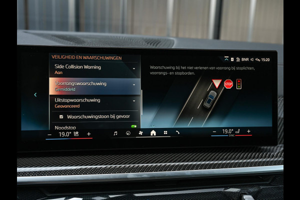 BMW X5 xDrive50e | M-Sport Pro | Panoramadak | 360 Camera | Active Cruise | Harman/Kardon | Iconic Glow | Ambiance Interieur | Stoel Ventilatie | Memory Seats | Luchtvering |