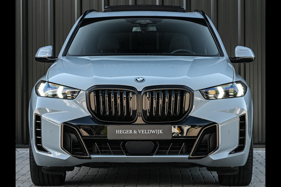 BMW X5 xDrive50e | M-Sport Pro | Panoramadak | 360 Camera | Active Cruise | Harman/Kardon | Iconic Glow | Ambiance Interieur | Stoel Ventilatie | Memory Seats | Luchtvering |