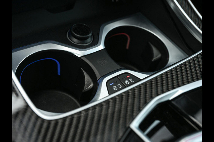 BMW X5 xDrive50e | M-Sport Pro | Panoramadak | 360 Camera | Active Cruise | Harman/Kardon | Iconic Glow | Ambiance Interieur | Stoel Ventilatie | Memory Seats | Luchtvering |