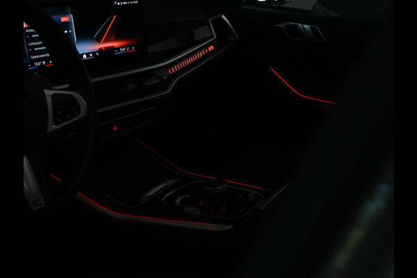 BMW X5 xDrive50e | M-Sport Pro | Panoramadak | 360 Camera | Active Cruise | Harman/Kardon | Iconic Glow | Ambiance Interieur | Stoel Ventilatie | Memory Seats | Luchtvering |