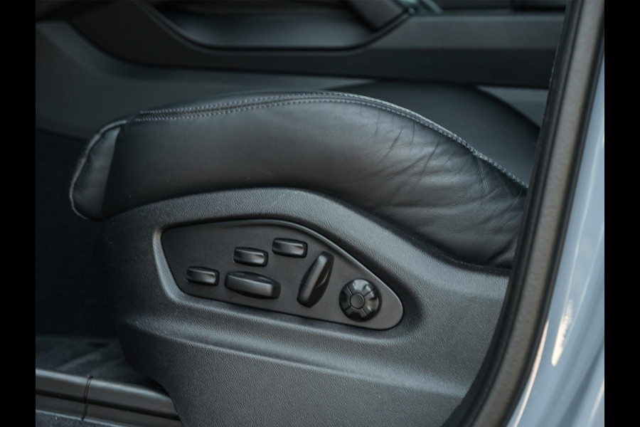 Porsche Cayenne 3.0 E-Hybrid | Panoramadak | Achterasbesturing | 18 Wegs Memory Seats | 360 Camera | Soft Close | Ambiente Verlichting | Stuurverwarming |