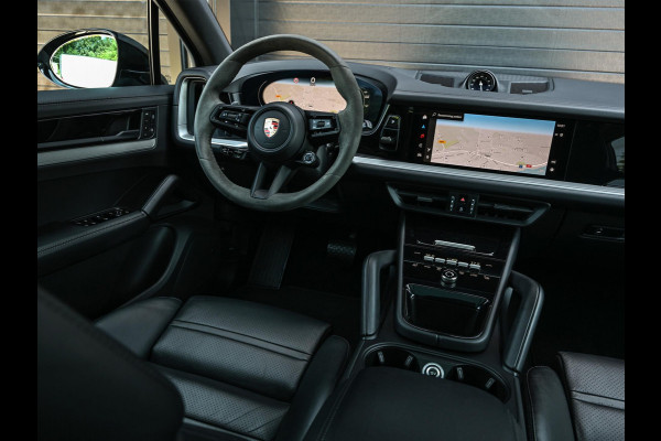 Porsche Cayenne 3.0 E-Hybrid | Panoramadak | Achterasbesturing | 18 Wegs Memory Seats | 360 Camera | Soft Close | Ambiente Verlichting | Stuurverwarming |