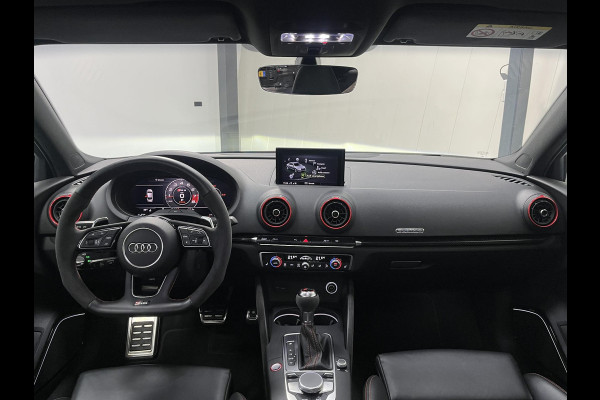 Audi RS3 2.5 TFSI Quattro*PANO*ACC*KW*RS-ZETELS*B&O*CARBON*
