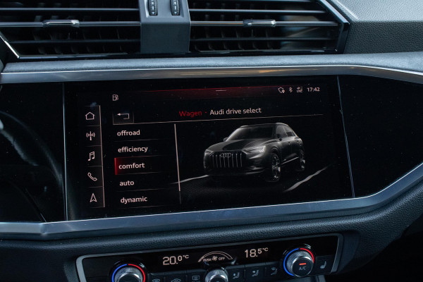 Audi Q3 35 TFSI S Line PANO CAMERA ELEKTRISCHE STOELEN SFEER PARKEERASSISTENT