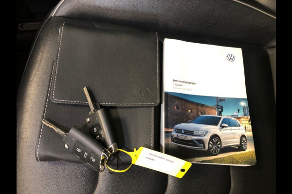 Volkswagen Tiguan 1.5 TSI ACT Highline Business R - Pano/Schuifdak- Leder - Navi - Afn.Trekhaak - Virt.Cockpit