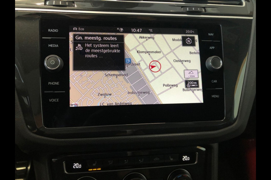 Volkswagen Tiguan 1.5 TSI ACT Highline Business R - Pano/Schuifdak- Leder - Navi - Afn.Trekhaak - Virt.Cockpit