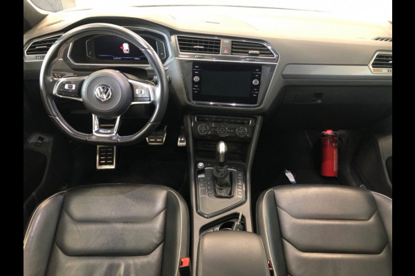 Volkswagen Tiguan 1.5 TSI ACT Highline Business R - Pano/Schuifdak- Leder - Navi - Afn.Trekhaak - Virt.Cockpit