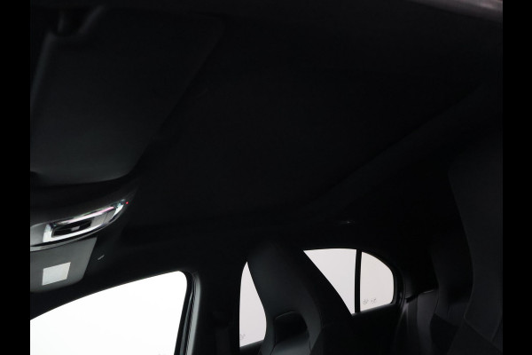 Mercedes-Benz A-Klasse 180 STAR EDITION AMG LINE LIMITED + PANORAMA | SFEERVERLICHTING | 19 INCH LMV | CAMERA