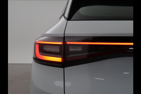 Volkswagen ID.4 PURE 52 kWh + SFEERVERL. | ADAPTIVE CRUISE | STOELVERW. | CARPLAY