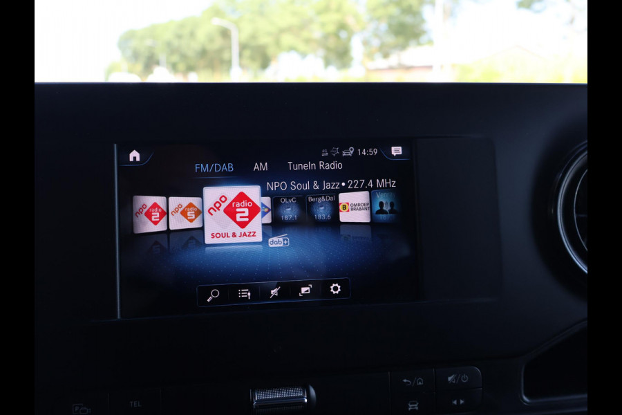 Mercedes-Benz Sprinter 519 3.0 CDI V6 DUBBEL CABINE DUBBEL LUCHT L2H2 + 3500 KG TREKHAAK | CAMERA | CARPLAY