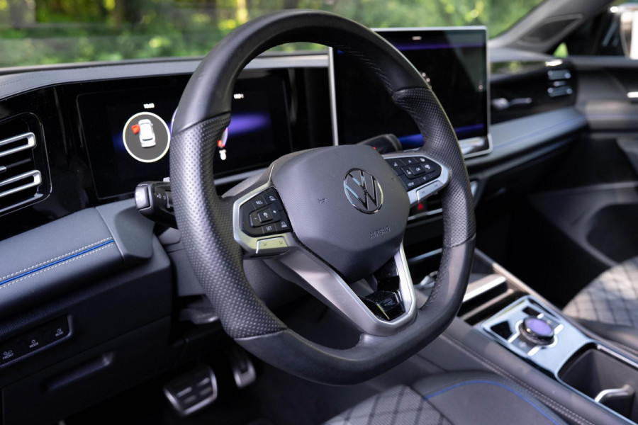 Volkswagen Tiguan 1.5 eTSI R-Line Business | 360 | Trekhaak | Pano | H&K | IQ Light