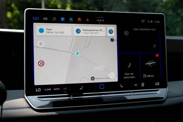 Volkswagen Tiguan 1.5 eTSI R-Line Business | 360 | Trekhaak | Pano | H&K | IQ Light
