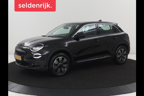 Fiat 600 1.2 Hybrid Urban | Stoelverwarming | 360 camera | | Stoelverwarming | 360 camera | Cruise control | Navigatie | Carplay | DAB | Climate control | Full LED | Park assist | Sfeerverlichting