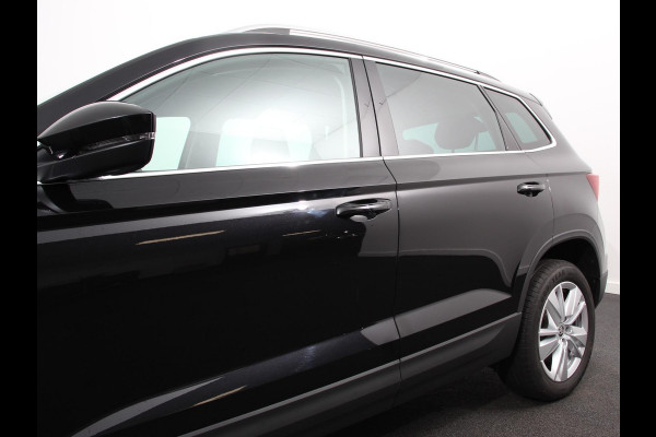 Škoda Karoq 1.5 TSI 150pk DSG ACT Selection DEMO ! Navigatie Apple Carplay/Android Auto Camera Parkeer sensoren Adaptieve Cruise Control Lichtmetalen Velgen Digitale Cockpit