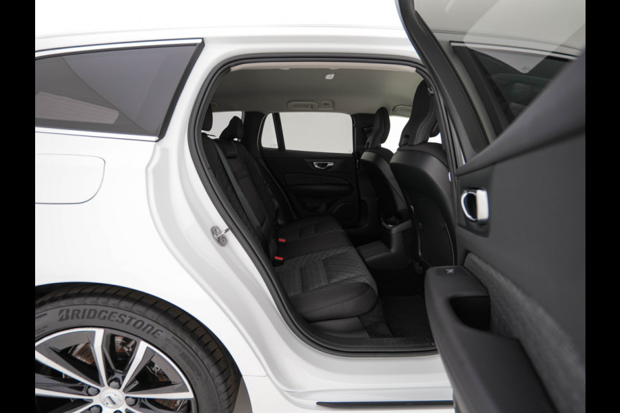 Volvo V60 2.0 T6 Core Bright AWD (Plug-In) {SoH-97%} (INCL-BTW)  Aut. *FULL-LED | DIGI-COCKPIT | CAMERA | HEATED-COMFORTSEATS | KEYLESS | DAB | PRIVACY-GLASS | CARPLAY | NAVI-FULLMAP | TOWBAR | 18''ALU*