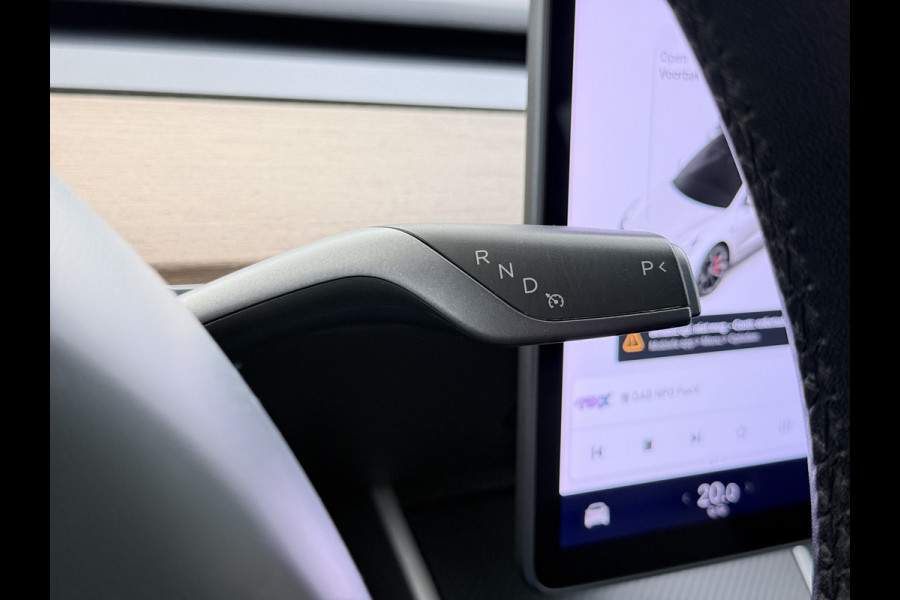 Tesla Model 3 Performance 513PK AWD **FSD** Panoramadak Navi Camera's Leder Stoelverwarming Navi Ecc Adap.Cruise Pdc Led Lmv 20" Google-Maps Elek.Stoelen+Memory Remote App Bediening Premium Audio