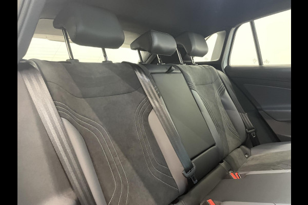 Volkswagen ID.4 Pro Limited Edition 77 kWh Navigatie Apple Carplay/Android Auto Keyless PDC V+A Climate Control DAB+ Lane Assist Adaptieve Cruise control Velours / Alcantara bekleding 19" Lichtmetalen Velgen