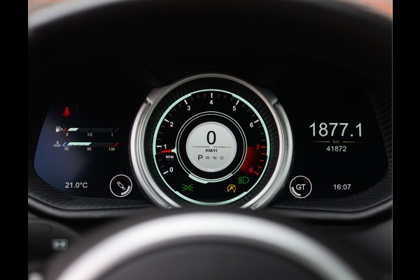 Aston Martin DB11 4.0 V8