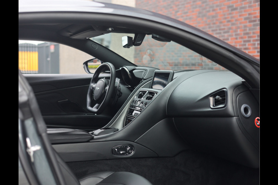 Aston Martin DBS 5.2 V12 Superleggera | B&O BeoSound - Xenon Grey