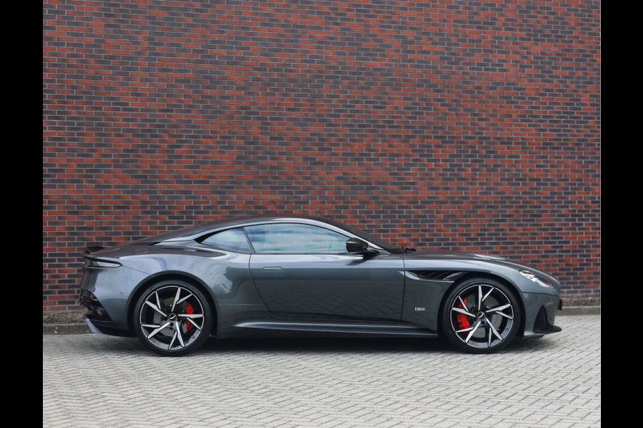 Aston Martin DBS 5.2 V12 Superleggera | B&O BeoSound - Xenon Grey