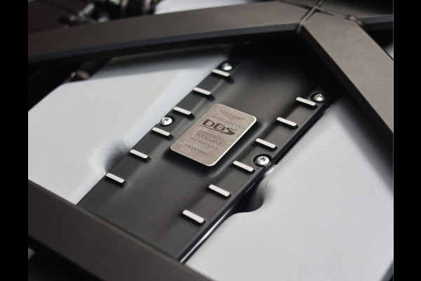 Aston Martin DBS 5.2 V12 Superleggera | B&O BeoSound - Xenon Grey