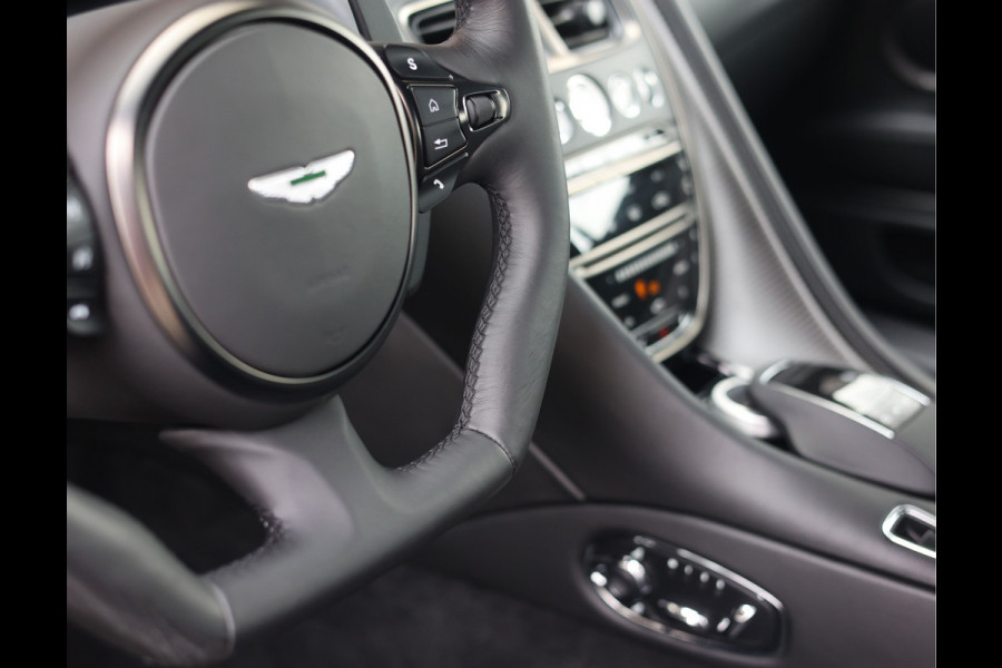 Aston Martin DBS 5.2 V12 Superleggera | B&O BeoSound - Xenon Grey
