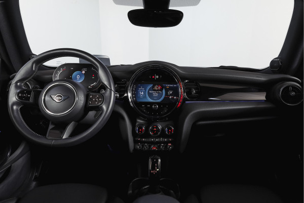 MINI 3-deurs 2.0 Cooper S | S/K-Panodak | Dig. Cockpit | Stoelverw. | PDC | Camera | NAV + App. Connect | ECC | Harman Kardon | LM 18" |