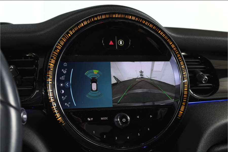 MINI 3-deurs 2.0 Cooper S | S/K-Panodak | Dig. Cockpit | Stoelverw. | PDC | Camera | NAV + App. Connect | ECC | Harman Kardon | LM 18" |