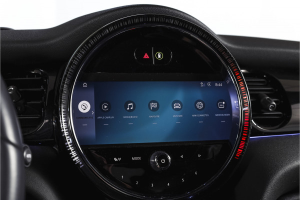 MINI 3-deurs 2.0 Cooper S | S/K-Panodak | Dig. Cockpit | Stoelverw. | PDC | Camera | NAV + App. Connect | ECC | Harman Kardon | LM 18" |
