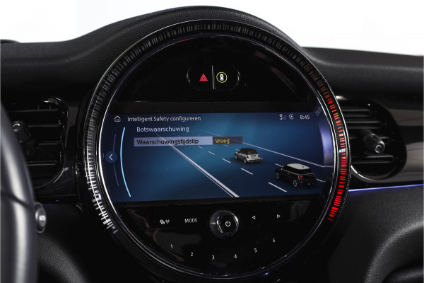 MINI 3-deurs 2.0 Cooper S | S/K-Panodak | Dig. Cockpit | Stoelverw. | PDC | Camera | NAV + App. Connect | ECC | Harman Kardon | LM 18" |