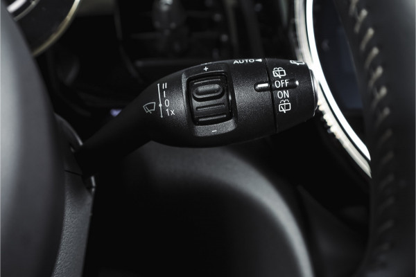 MINI 3-deurs 2.0 Cooper S | S/K-Panodak | Dig. Cockpit | Stoelverw. | PDC | Camera | NAV + App. Connect | ECC | Harman Kardon | LM 18" |