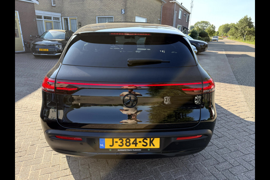Mercedes-Benz EQC 400 4MATIC Business Luxury 80 kWh SOH 93.4%, Schuifdak, Trekhaak