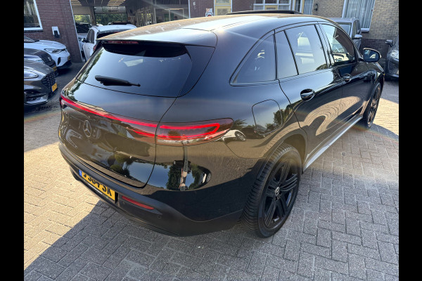 Mercedes-Benz EQC 400 4MATIC Business Luxury 80 kWh SOH 93.4%, Schuifdak, Trekhaak