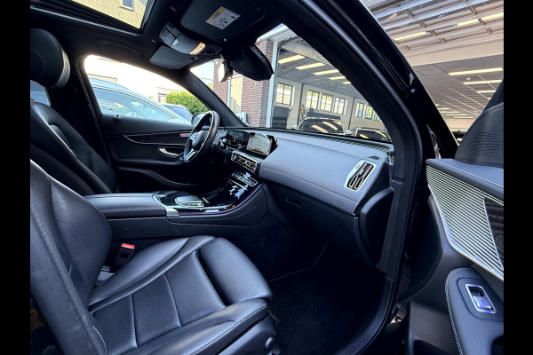 Mercedes-Benz EQC 400 4MATIC Business Luxury 80 kWh SOH 93.4%, Schuifdak, Trekhaak