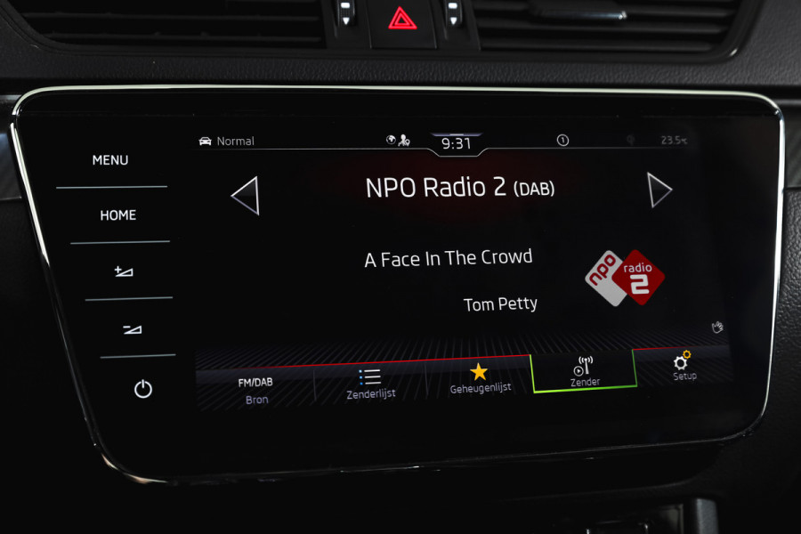 Škoda Superb Combi 1.4 TSI iV Sportline Business | S/K-Panodak | Dig. Cockpit | Adapt. Cruise | Winterpakket | PDC | NAV + App. Connect | ECC | Elek. Klep | LM 19" |