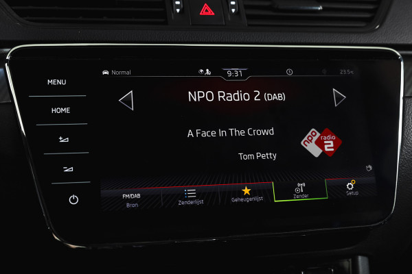 Škoda Superb Combi 1.4 TSI iV Sportline Business | S/K-Panodak | Dig. Cockpit | Adapt. Cruise | Winterpakket | PDC | NAV + App. Connect | ECC | Elek. Klep | LM 19" |