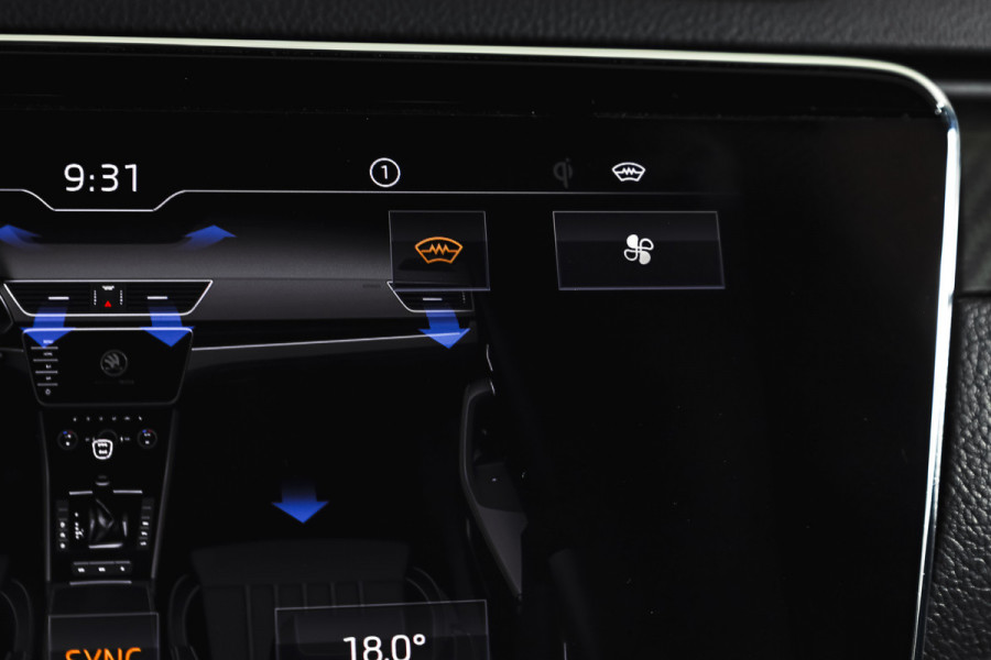 Škoda Superb Combi 1.4 TSI iV Sportline Business | S/K-Panodak | Dig. Cockpit | Adapt. Cruise | Winterpakket | PDC | NAV + App. Connect | ECC | Elek. Klep | LM 19" |