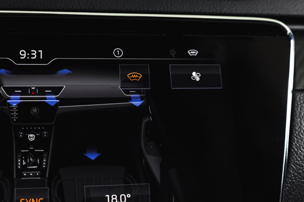 Škoda Superb Combi 1.4 TSI iV Sportline Business | S/K-Panodak | Dig. Cockpit | Adapt. Cruise | Winterpakket | PDC | NAV + App. Connect | ECC | Elek. Klep | LM 19" |