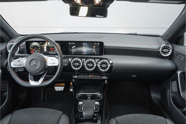 Mercedes-Benz CLA-Klasse Shooting Brake 200 Business Solution AMG Pano Camera
