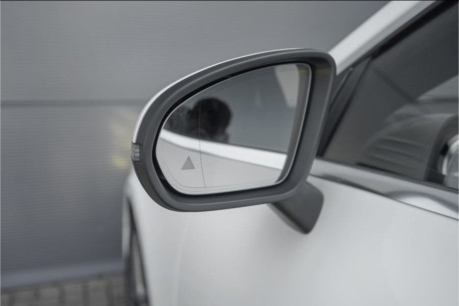 Mercedes-Benz CLA-Klasse Shooting Brake 200 Business Solution AMG Pano Camera