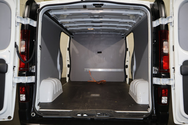Renault Trafic 2.0 dCi 120pk L2 H1 2x Schuifdeur Airco Navigatie Trekhaak