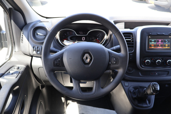 Renault Trafic 2.0 dCi 120pk L2 H1 2x Schuifdeur Airco Navigatie Trekhaak