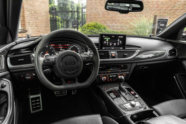 Audi RS6 Avant 4.0 TFSI Quattro Performance Pro Line Plus Keramisch Pano Carbon B&O 360 Camera 21'' WF