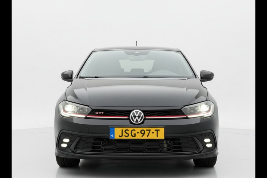 Volkswagen Polo 2.0 TSI GTI TSI 210PK DSG GTI-SPORT IQ-LIGHT/PDC/CARPLAY