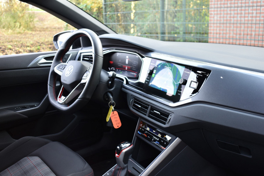 Volkswagen Polo 2.0 TSI GTI TSI 210PK DSG GTI-SPORT IQ-LIGHT/PDC/CARPLAY