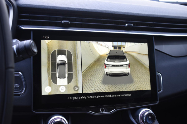 Lynk & Co 01 262PK Automaat / 360 Camera / Adaptieve cruise control / Glazen schuif-kanteldak / Elektrische stoelen met geheugenfunctie / Stoelverwarming / Elektrische achterklep / Climate control / Parkeersensoren V+A / 20"velgen / Keyless entry /