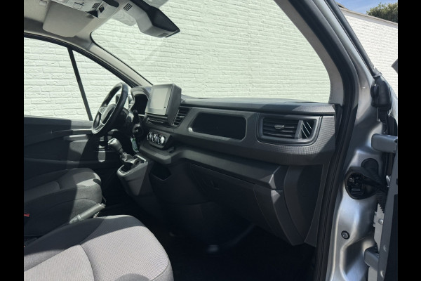 Renault Trafic 2.0 dCi 130 T30 L2H1 Work Edition Dubbele Schuifdeuren Trekhaak Navi Cruise Clima Carplay Betimmering Laadruimte